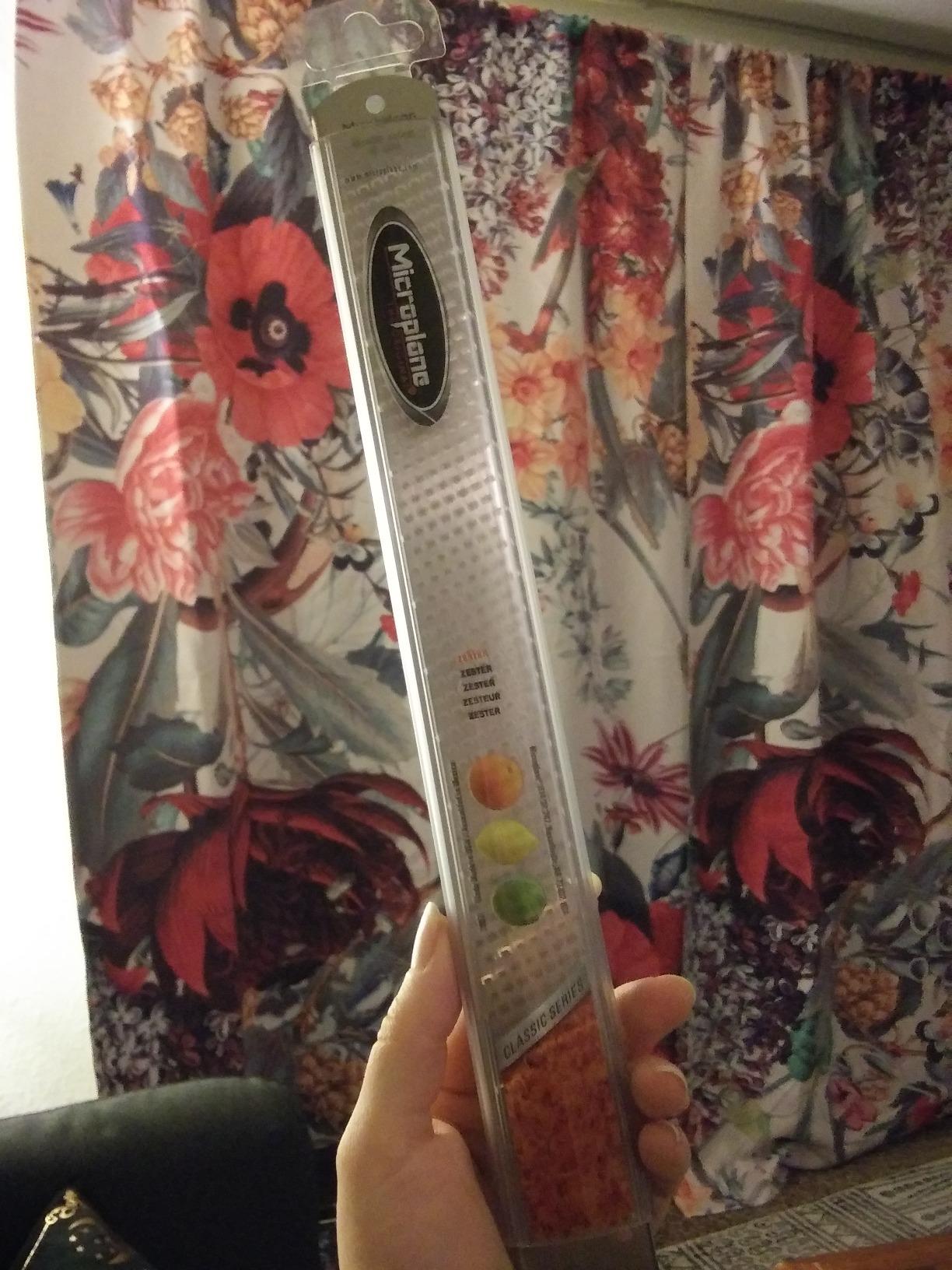 Microplane All-Stainless Steel Lemon Zester Tool, Blade made in the USA customer photo 2