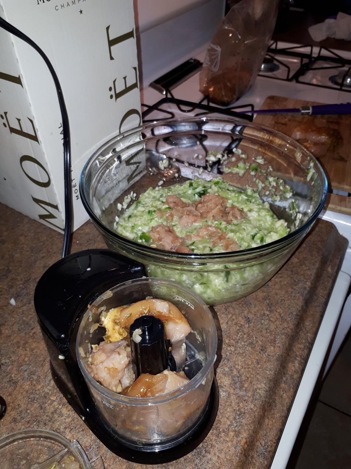 Proctor Silex Durable Electric Vegetable Chopper & Mini Food Processor for Chopping, Puree & Emulsify, 1.5 Cup, White customer photo 1