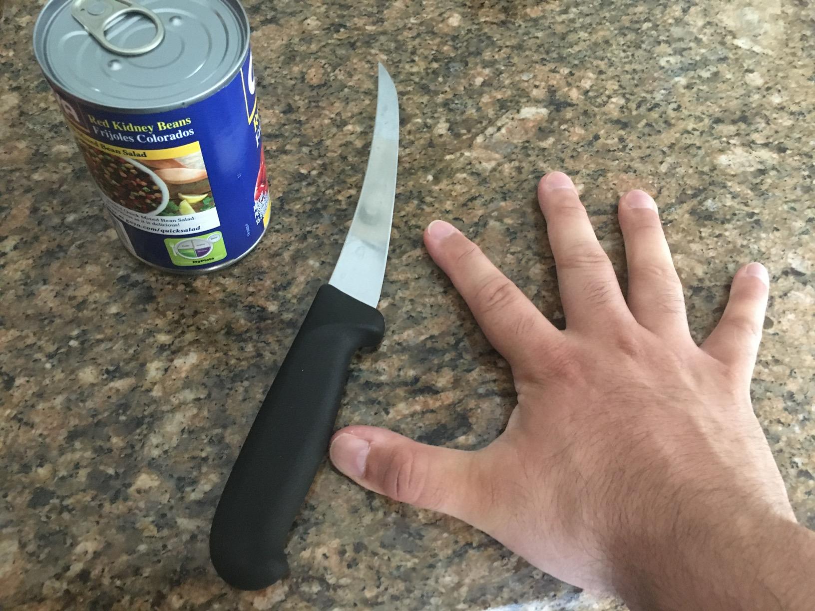 Victorinox Fibrox Pro Curved Boning Knife Semi-stiff Blade, 6-Inch, Black customer photo 2