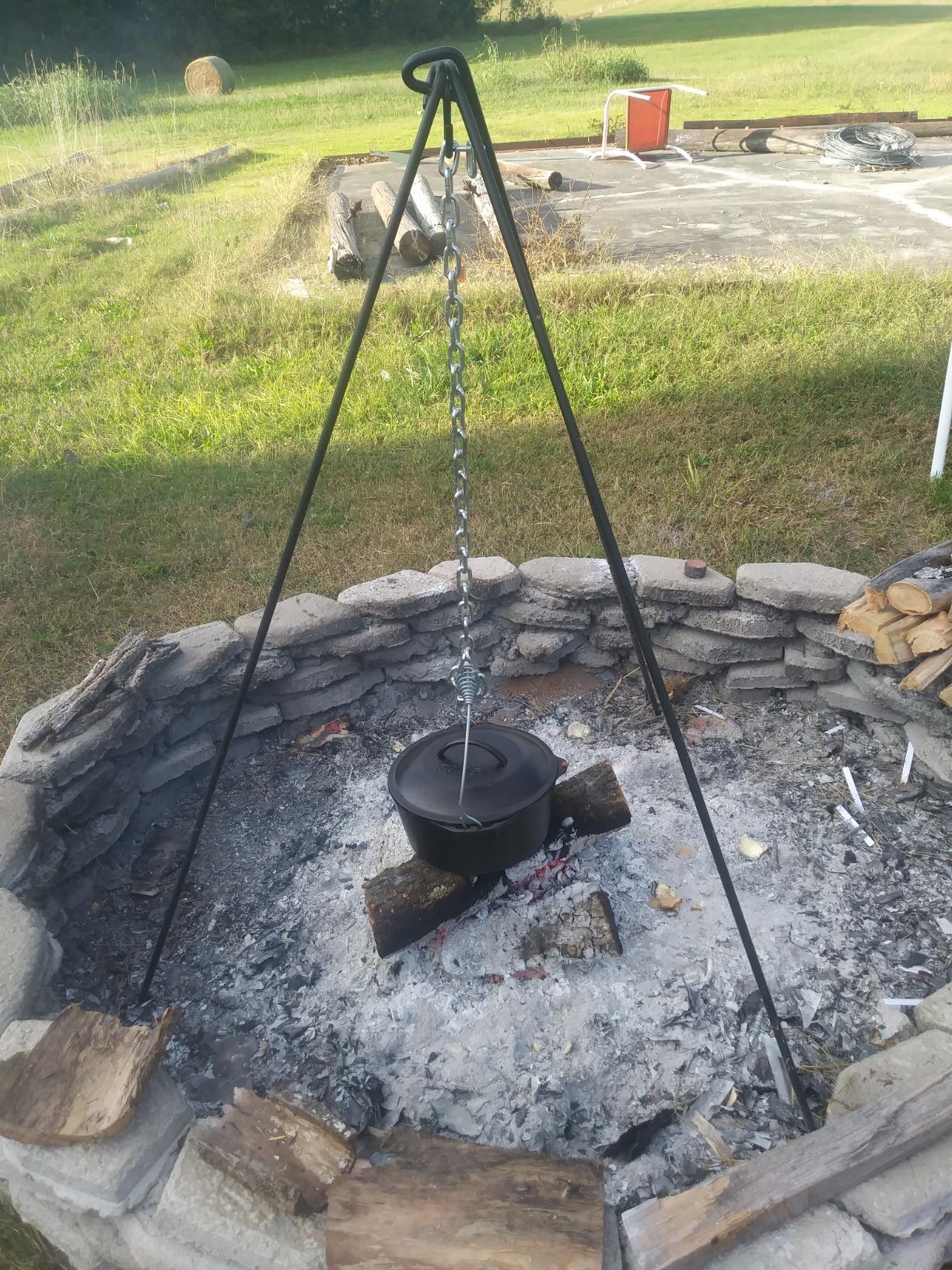 Lodge Campfire Cooking Tripod - Adjustable Chain - Steel Cooking Tripod for Campfire - 43.5 Inch customer photo 2