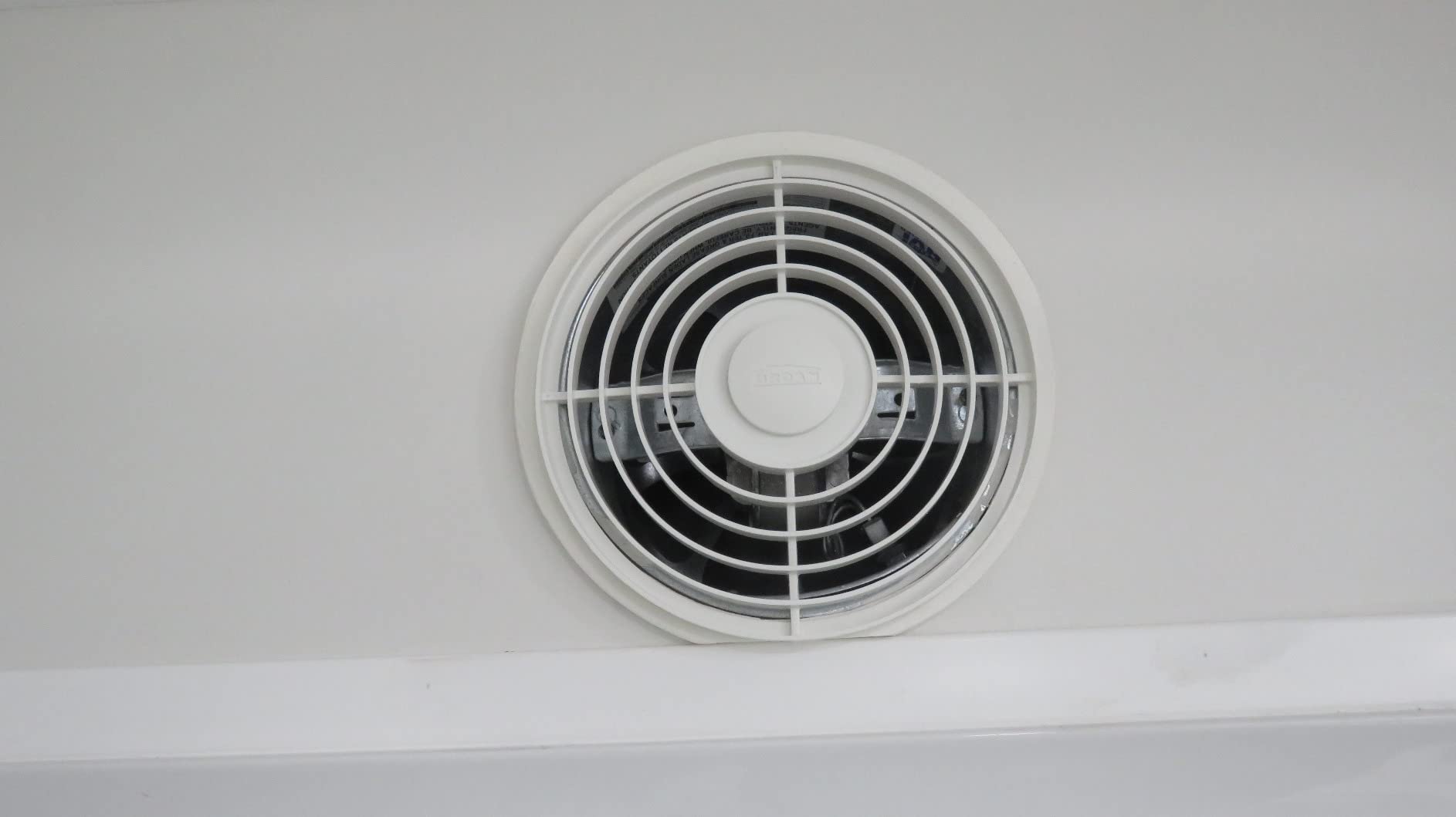 Broan-NuTone 509 Through-the-Wall Ventilation Fan White Cover, 200 CFM, 8.5 Sones, 8
