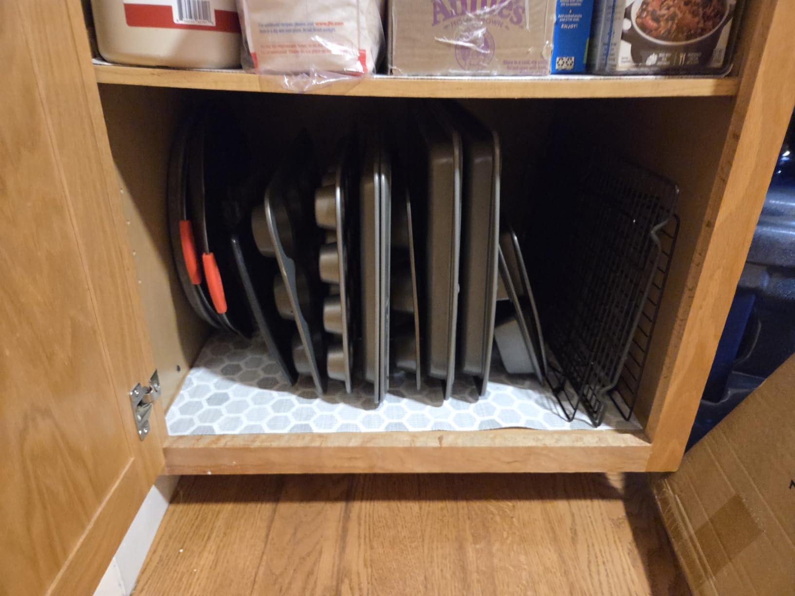 Spectrum Euro Kitchen Organizer Metal Dish Rack Cutting Board Holder Stand for Countertop or Inside Cabinet Organization, 8 Slot Cutting Board Plate Drying Rack for Bakeware Storage, Satin Nickel customer photo 2