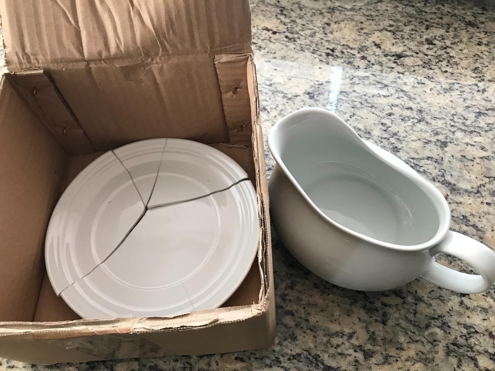 HIC Kitchen Hotel Gravy Boat With Saucer, Fine Porcelain, 24-Ounce Capacity For Gravy, Sauce, Au Jus, Dressing, Holiday Meals, And Entertaining customer photo 1