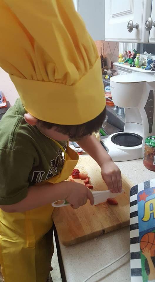 Curious Chef Kid Safe Kitchen Knife Set - 3-Piece Nylon Knives for Kids, White & Green, Ages 4+ - Non-Scratch Tools for Nonstick Pans & Kitchen Tool Set customer photo 1