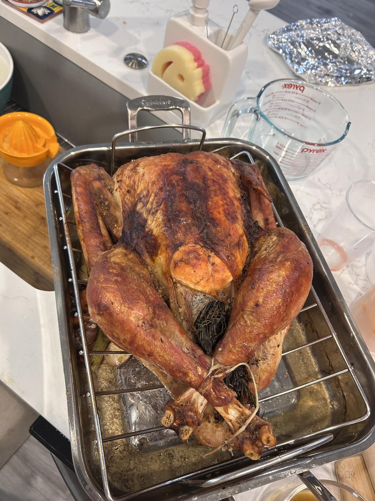 Cuisinart 16-Inch Roasting Pan, Induction Compatible Premium Rectangular Roaster Pan With Rack customer photo 1