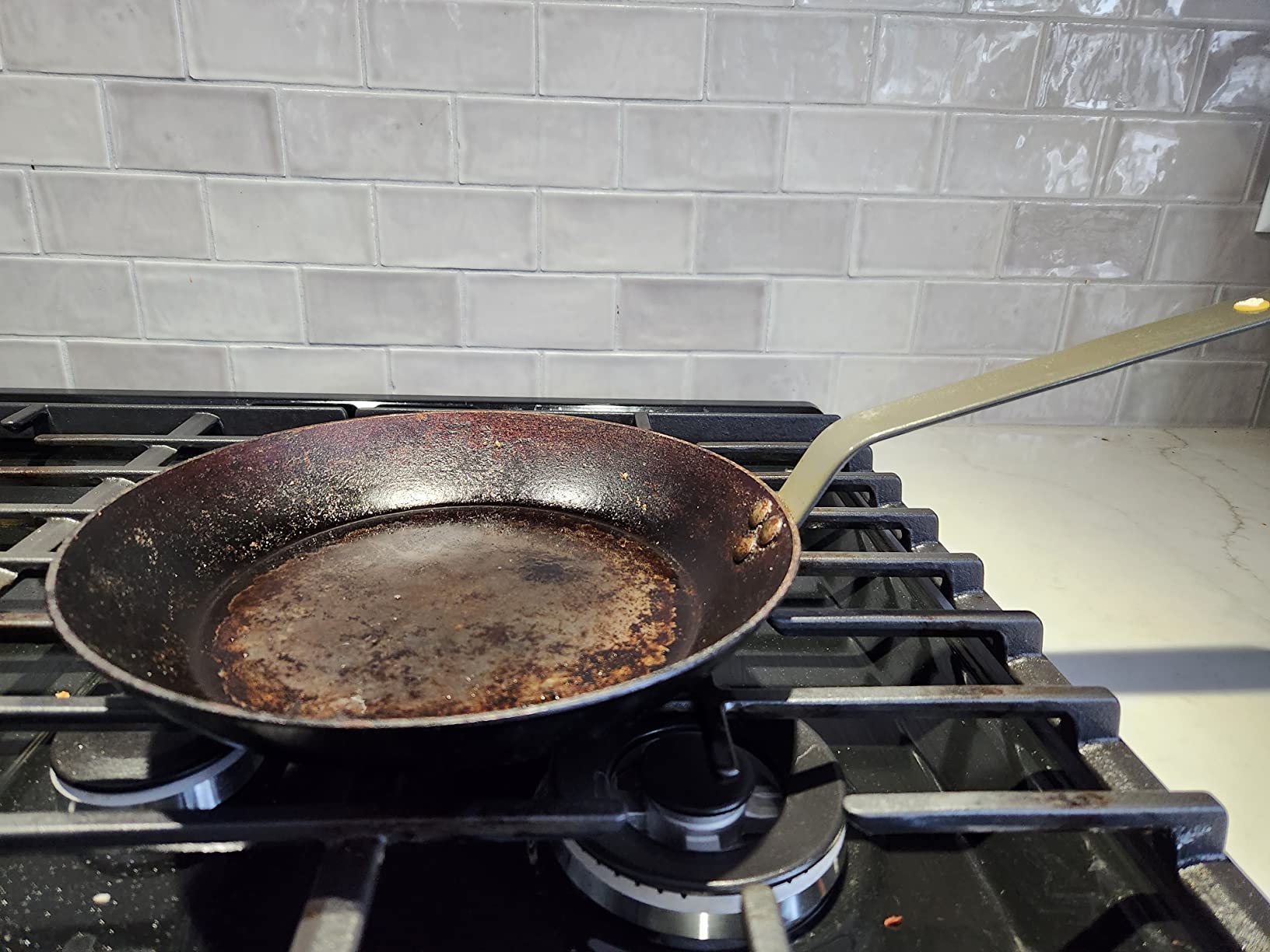 de Buyer MINERAL B Carbon Steel Fry Pan - 10.25