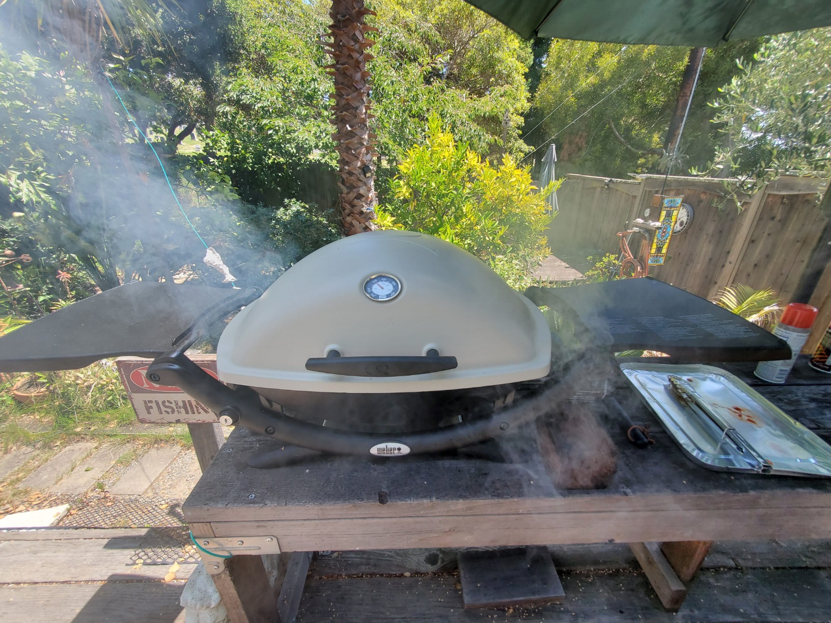 Weber Premium Universal Stainless Steel Smoker Box - Infuse Meats, Veggies & More with Smoky Flavor, Easy‑Fill Design, Fits Most Grill Sizes customer photo 1