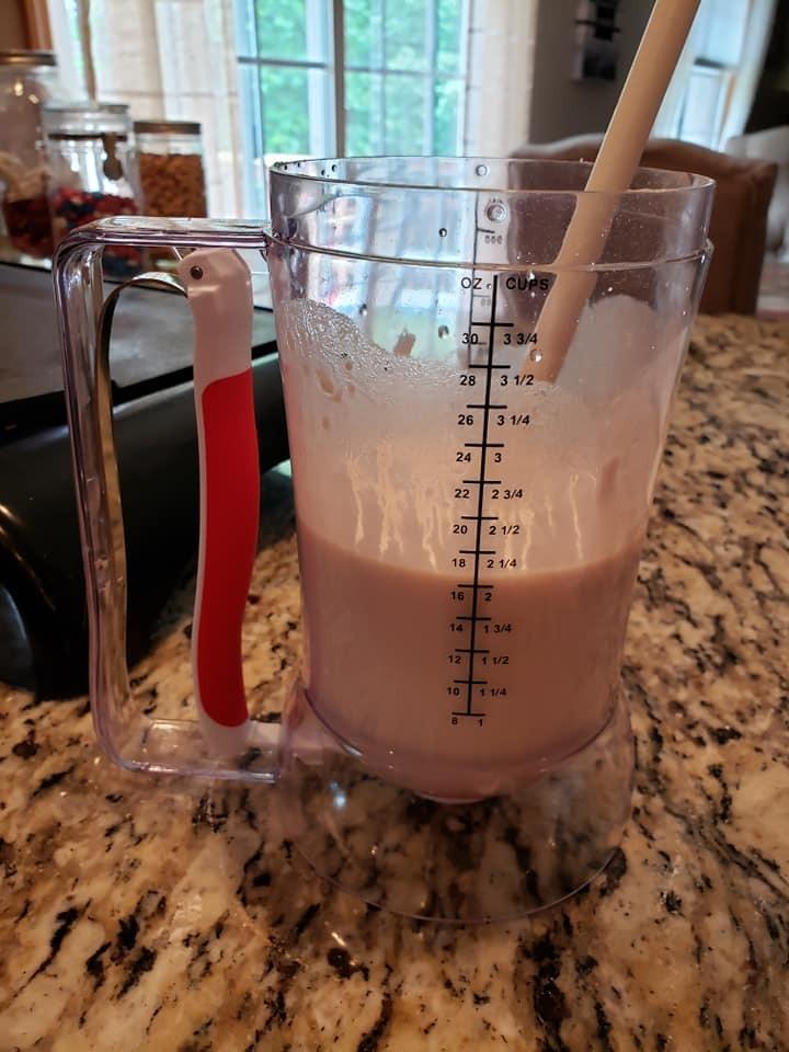 Norpro 1013 Batter Dispenser Clear/Red, 4 cup customer photo 1