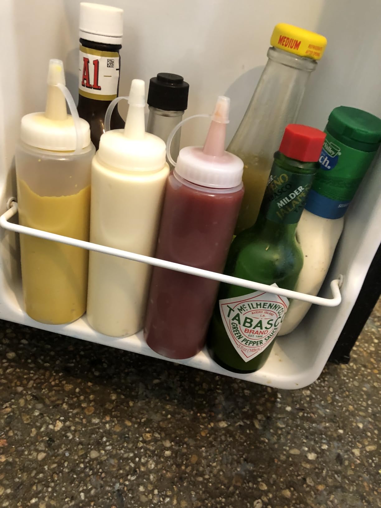 New Star Restaurant Quality Plastic Squeeze Bottle, 12-Ounce, Set of 6, Clear customer photo 2