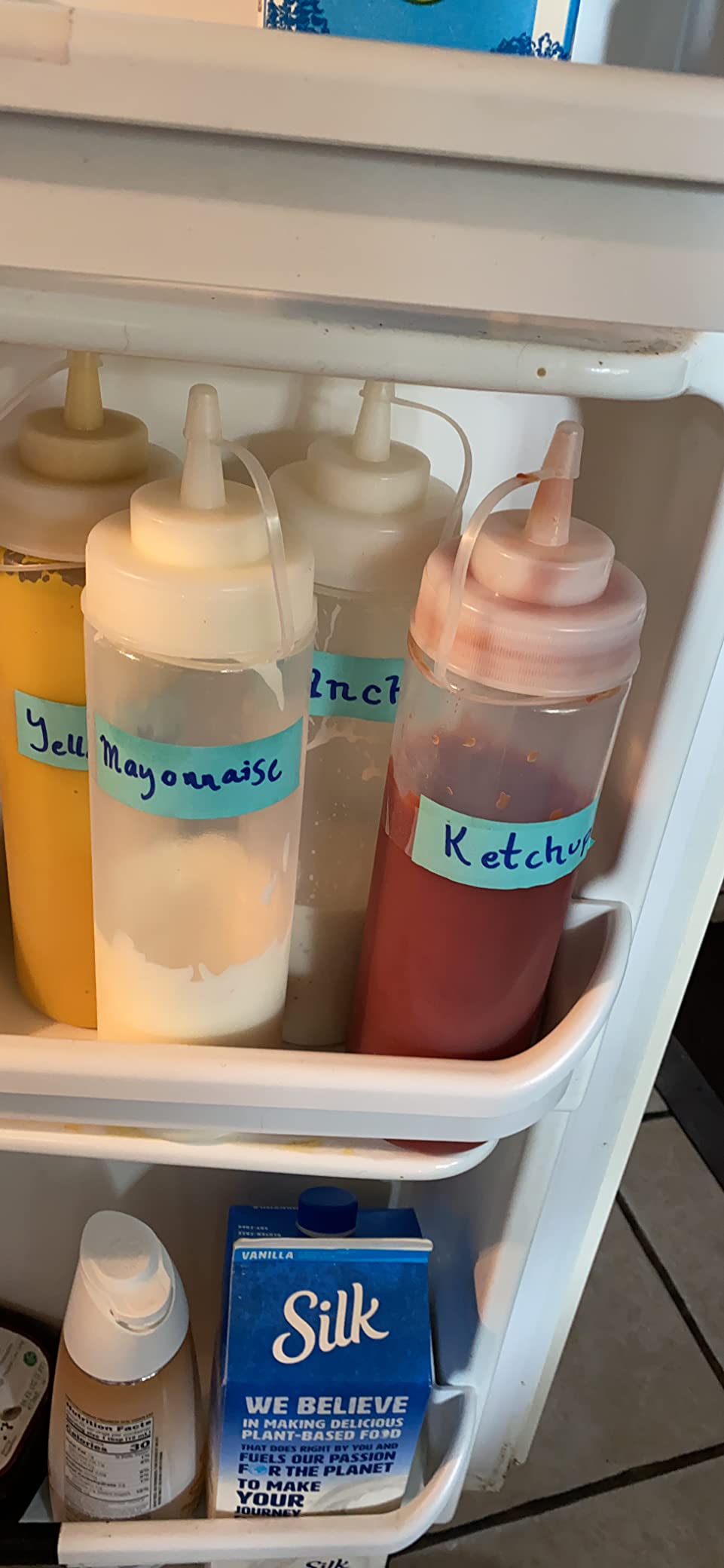 New Star Foodservice 24 oz Clear Squeeze Bottle, Wide Mouth, Pack of 6 customer photo 1