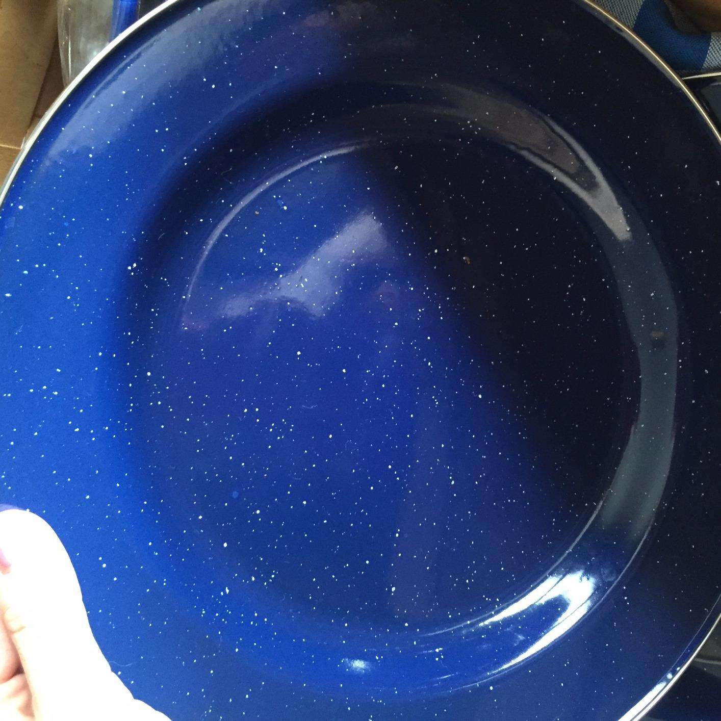 Stansport Deluxe 24-Piece Enamel Tableware Set - Enamel Plates and Bowls Lightweight and Durable Camp Dish Set for Camping and Backpacking Plates and Bowls for 4 People customer photo 1