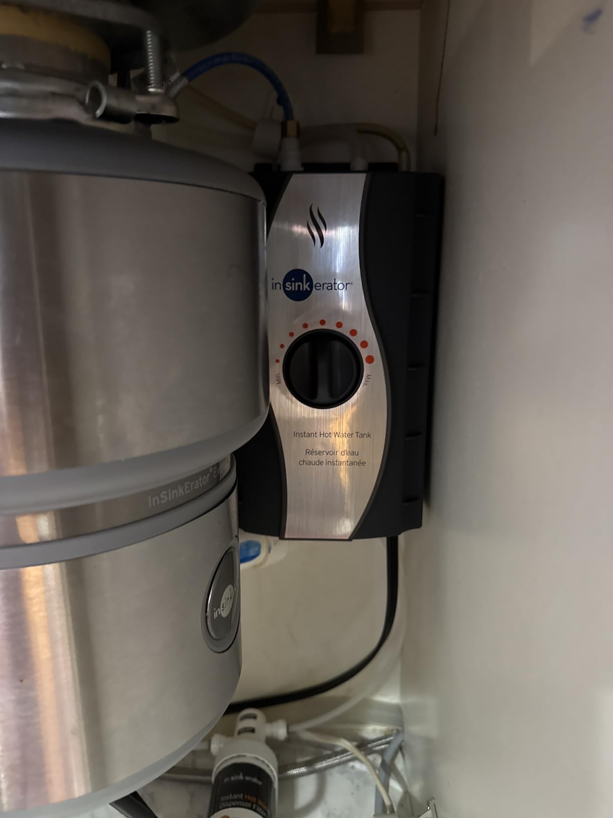 InSinkErator Instant Hot Water Tank with Filters F-1000S Filtration, 2/3 Gallon Stainless Steel Tank, HWT-F1000S customer photo 1