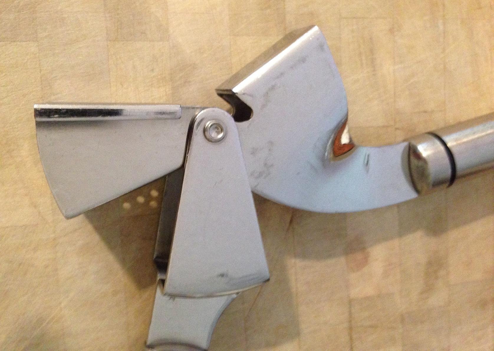 Alpha Grillers Garlic Press Stainless Steel - Easy to Clean, Rust-Proof, Dishwasher Safe - Stainless Steel Garlic Press, Mincer, Crusher with Silicone Peeler & Cleaning Brush customer photo 2