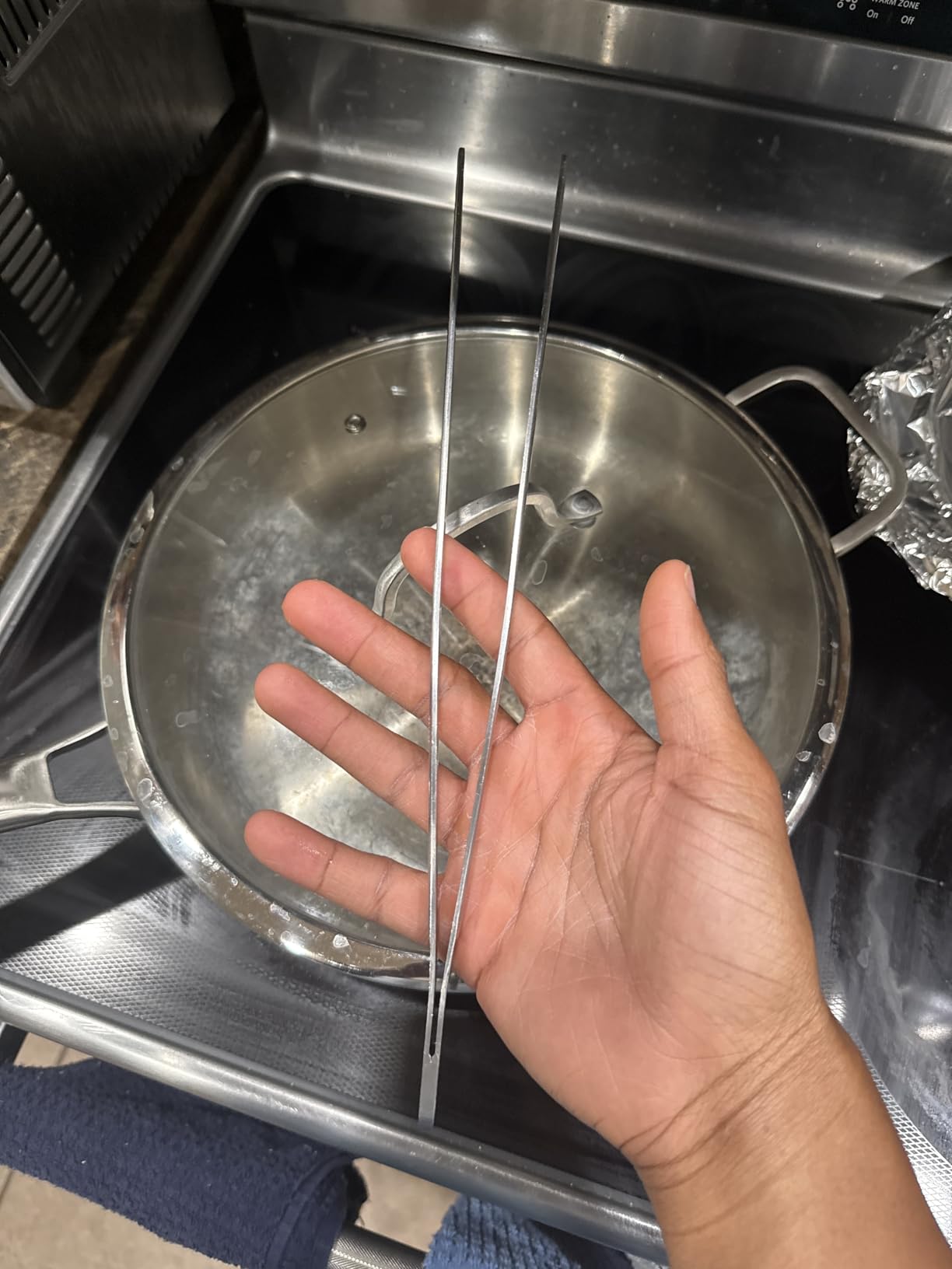 Mercer Culinary 18-8 Stainless Steel Chef Plating Tongs, Offset Tip, 6-1/2 Inch customer photo 1