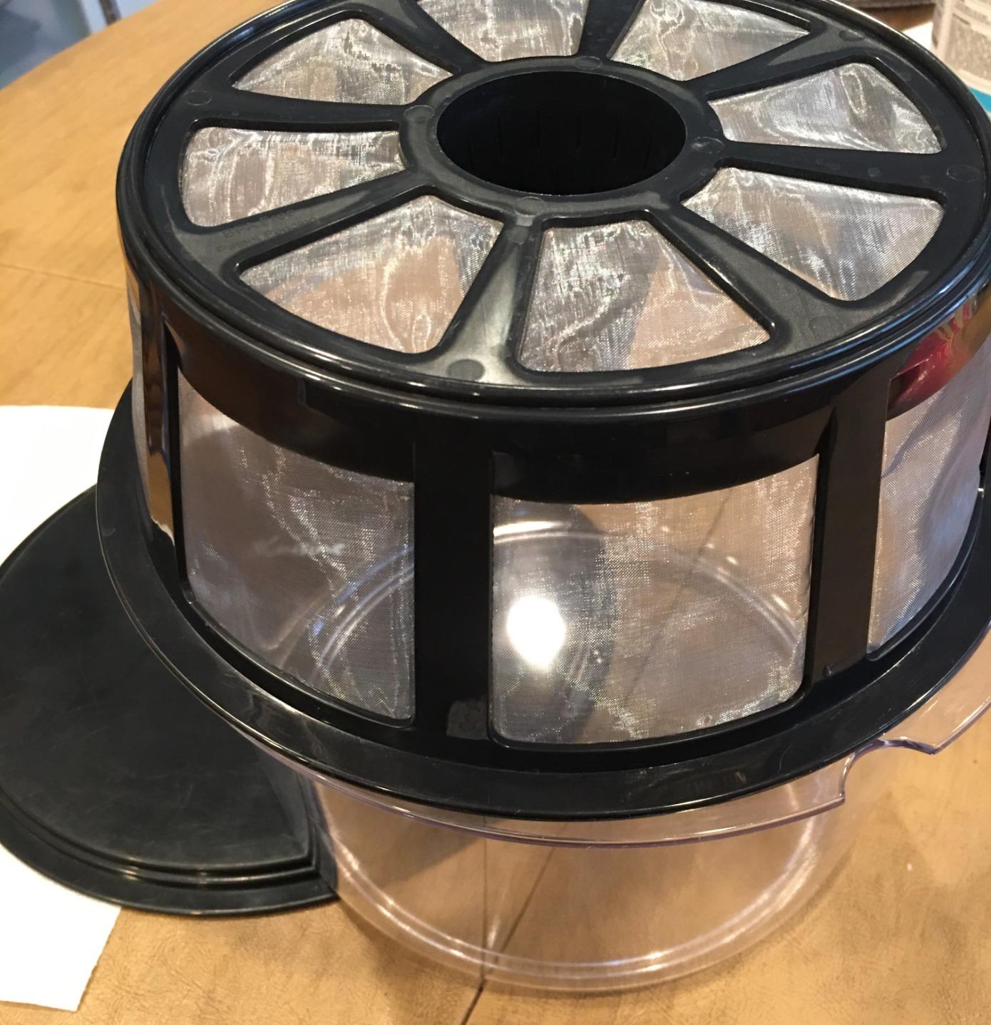 Euro Cuisine GY60 Greek Yogurt Maker with Ultra Fine Mesh Stainless Steel Strainer Basket, BPA Free, Patented Greek Yogurt Strainer, Ideal for Healthy Homemade Yogurt, Dips, and Desserts customer photo 1