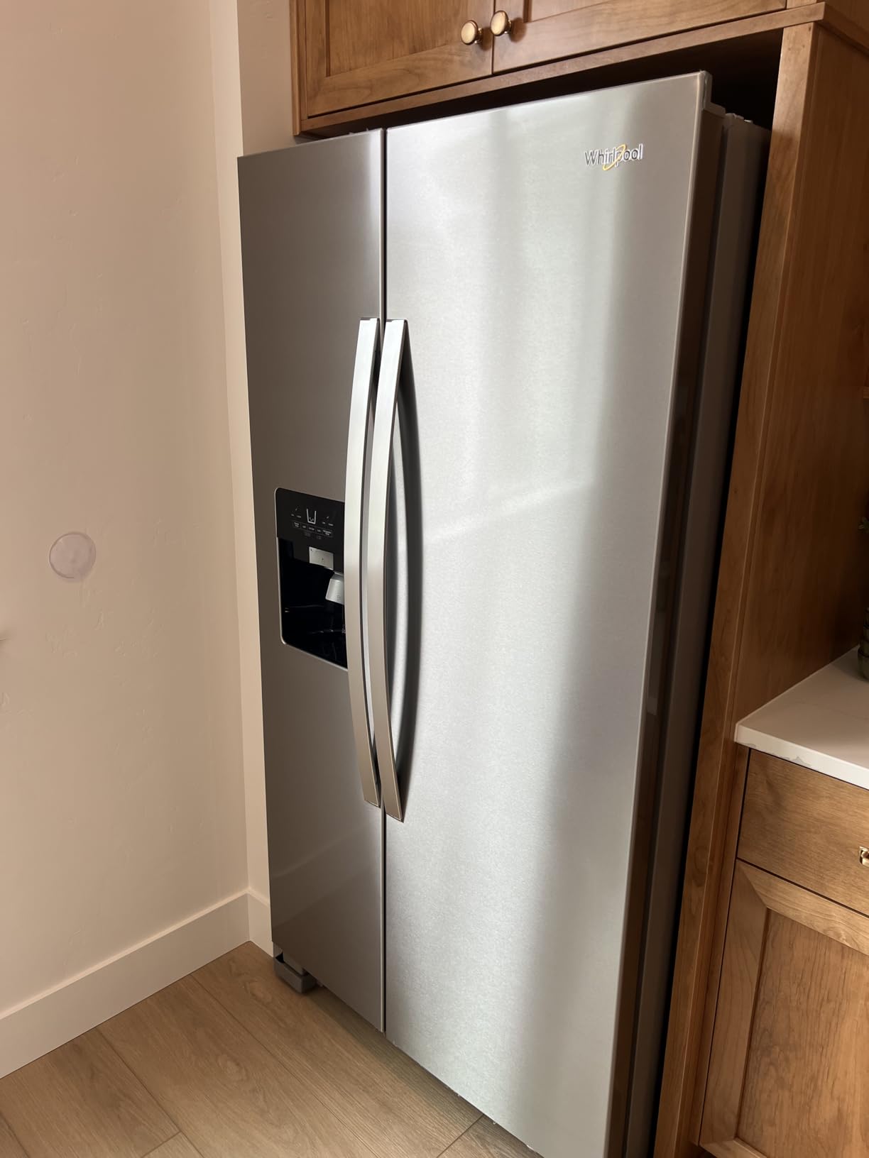 Weiman Stainless Steel Cleaner & Polish, 2 Pack, Anti Fingerprint Spray Stainless Steel Cloth, Water Spots & Grease, No Streaks or Residue, Safe for Metal Polish, Chrome, Appliances, Sinks & Grills customer photo 2