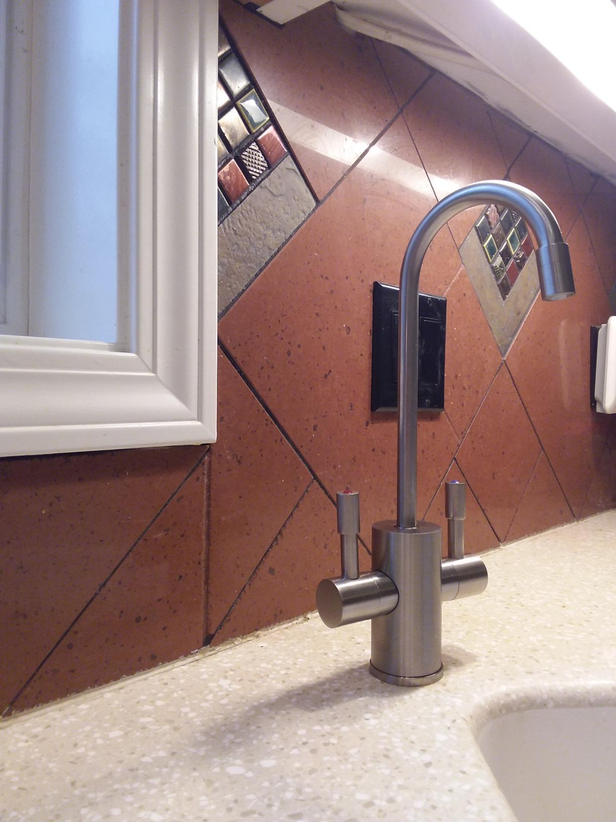 Ready Hot 41-RH-200-F560-CH Instant Hot Water Dispenser System, 2.5 Quarts, Manual Dial Dual Lever Hot and Cold Water Faucet Polished Chrome customer photo 1