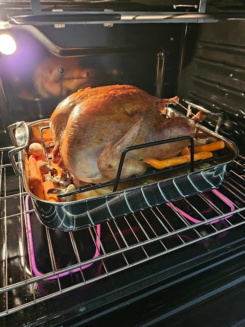 Viking 3-Ply Stainless Steel Roasting Pan with Non Stick Rack, 16 x 13 Inch customer photo 1