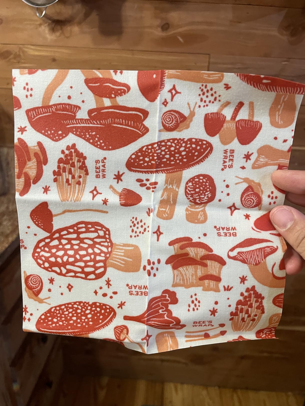 Bee's Wrap Beeswax Wraps for Food - 3 Pack of Assorted Beeswax Wraps - Small, Medium & Large Wrap - Plastic Free Made in USA Reusable Natural Food Wrap - Honeycomb Print customer photo 2