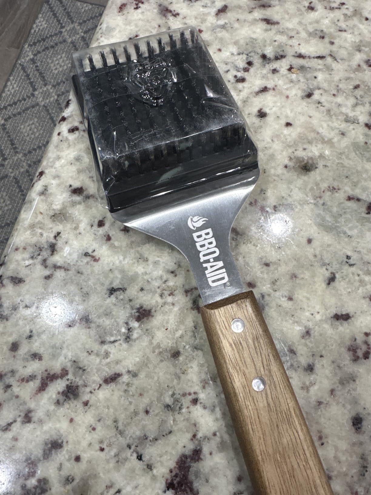 BBQ-Aid Grill Brush and Scraper for Barbecue - Grill Brush for Outdoor Grill with Extended, Large Wooden Handle and Replaceable Stainless Steel Bristles Head -No Scratch- BBQ Grill Brush for Any Grill customer photo 1