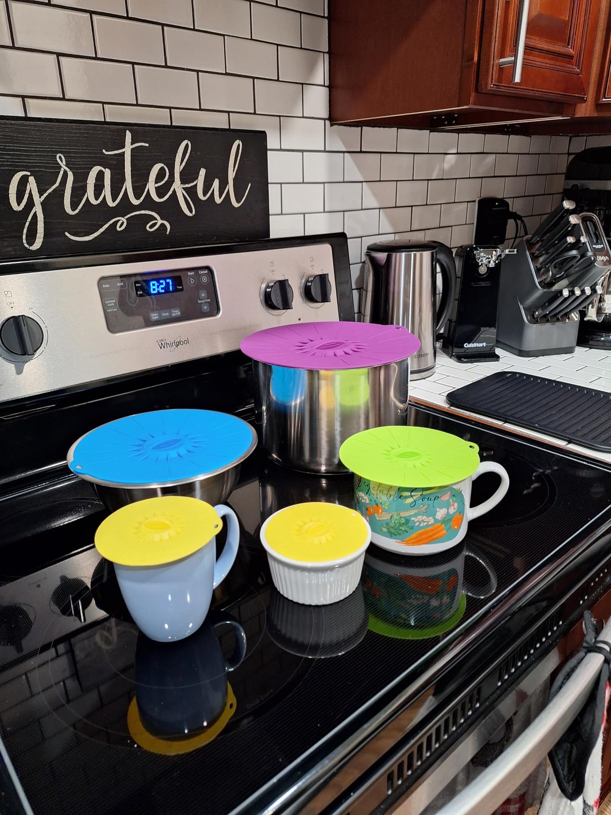 Silicone lids - 5 Pack Heat Resistant Microwave Splatter Cover, Reusable silicone Suction lids for food storage Fits Bowls, Cups, Skillets, Plates, Pots, Pans StoveTop, Oven, Fridge Safe customer photo 2