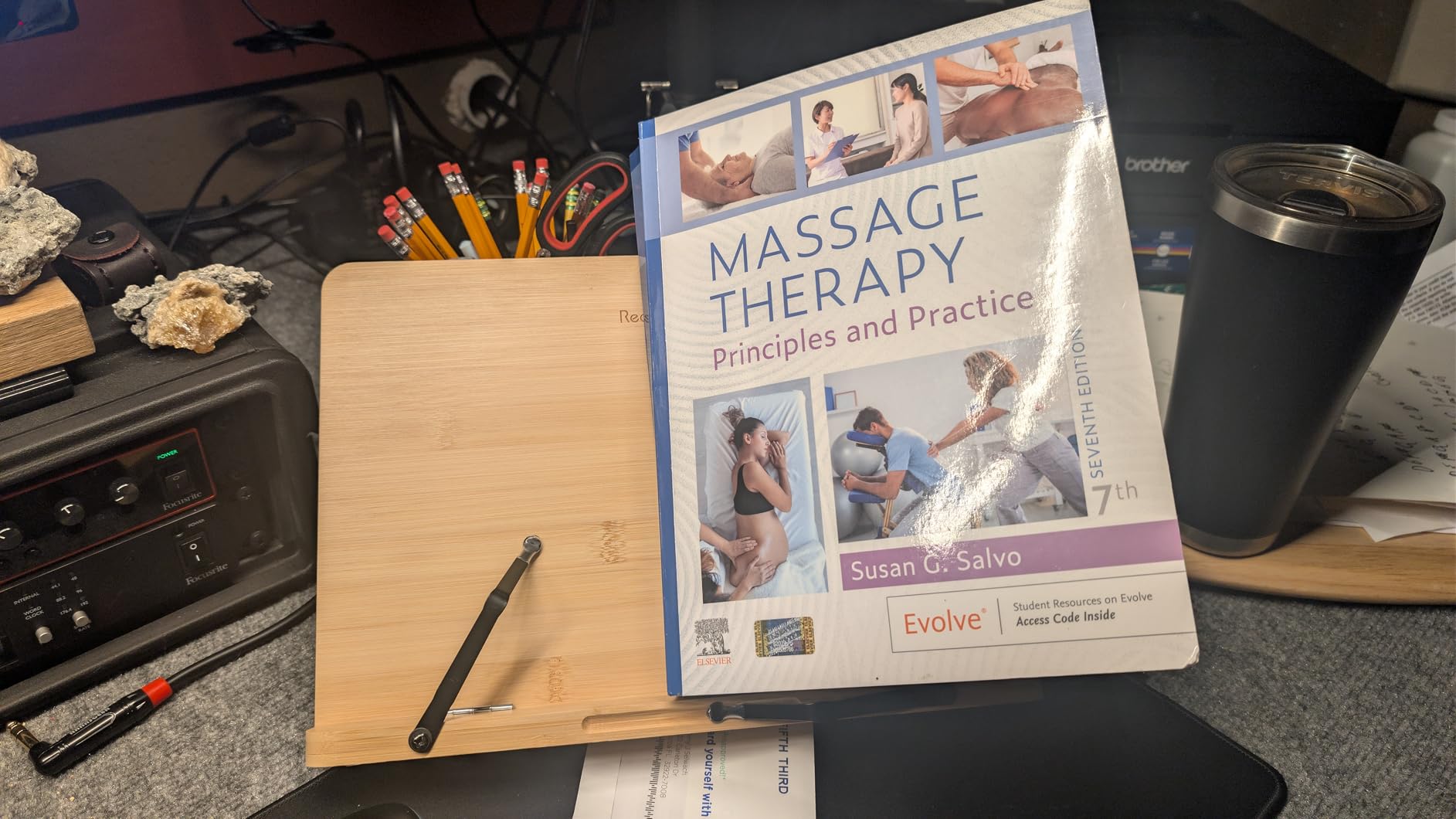 Readaeer Bamboo Book Stand, Large Book Holder with 6 Adjustable Height, Foldable Cookbook Stand Desktop Document Holder for Kitchen & Office (13.4 x 9.3 Inch) customer photo 2