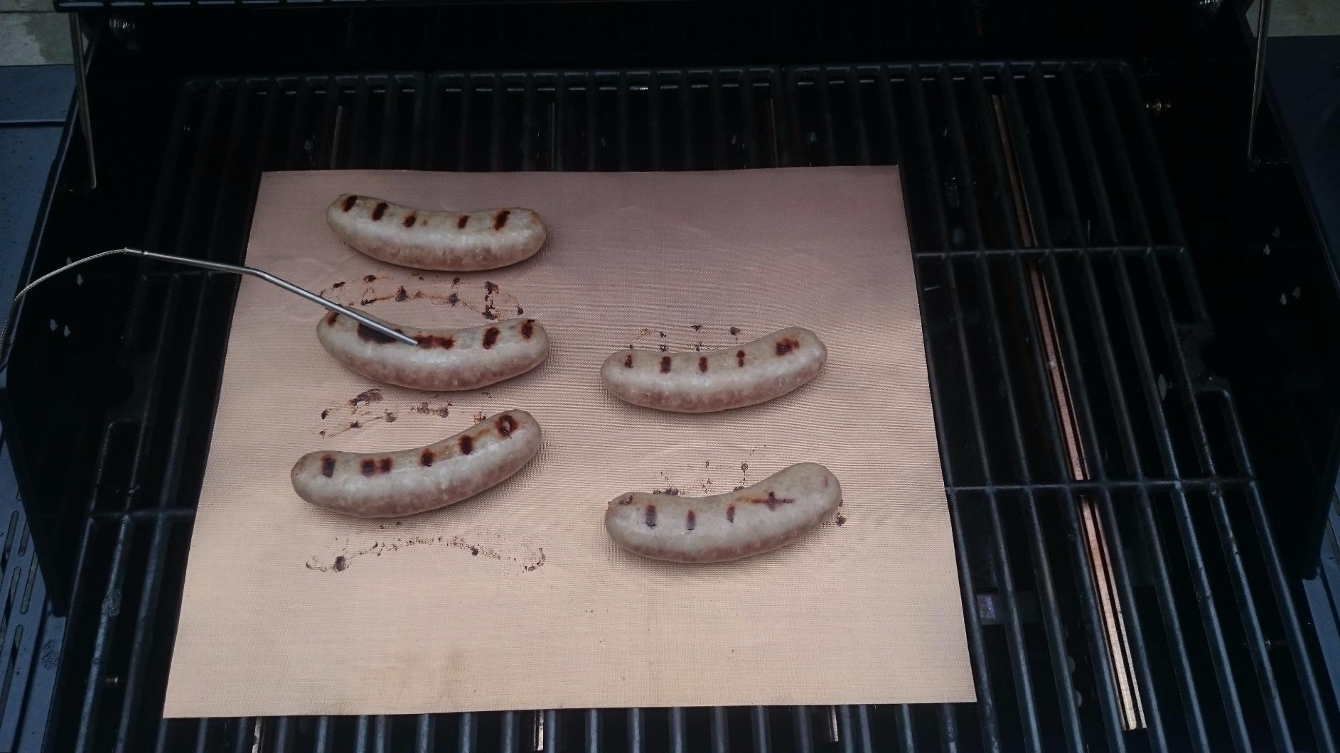 AOOCAN Copper Grill Mat Set of 5 - Non-Stick BBQ Outdoor Grill, Copper Grilling Mats Reusable and Easy to Clean, Works on Electric Grill Outdoor Gas Charcoal BBQ as Seen on TV-15.75 x 13 Inch customer photo 2