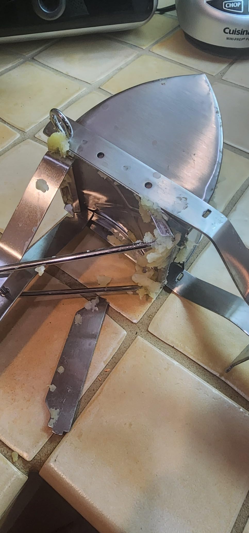 MyLifeUNIT Potato Ricer, Stainless Steel Potato Masher & Squeezer, Extra Large Capacity Ricer for Mashed Potatoes, Ergonomic Comfort Grip customer photo 2