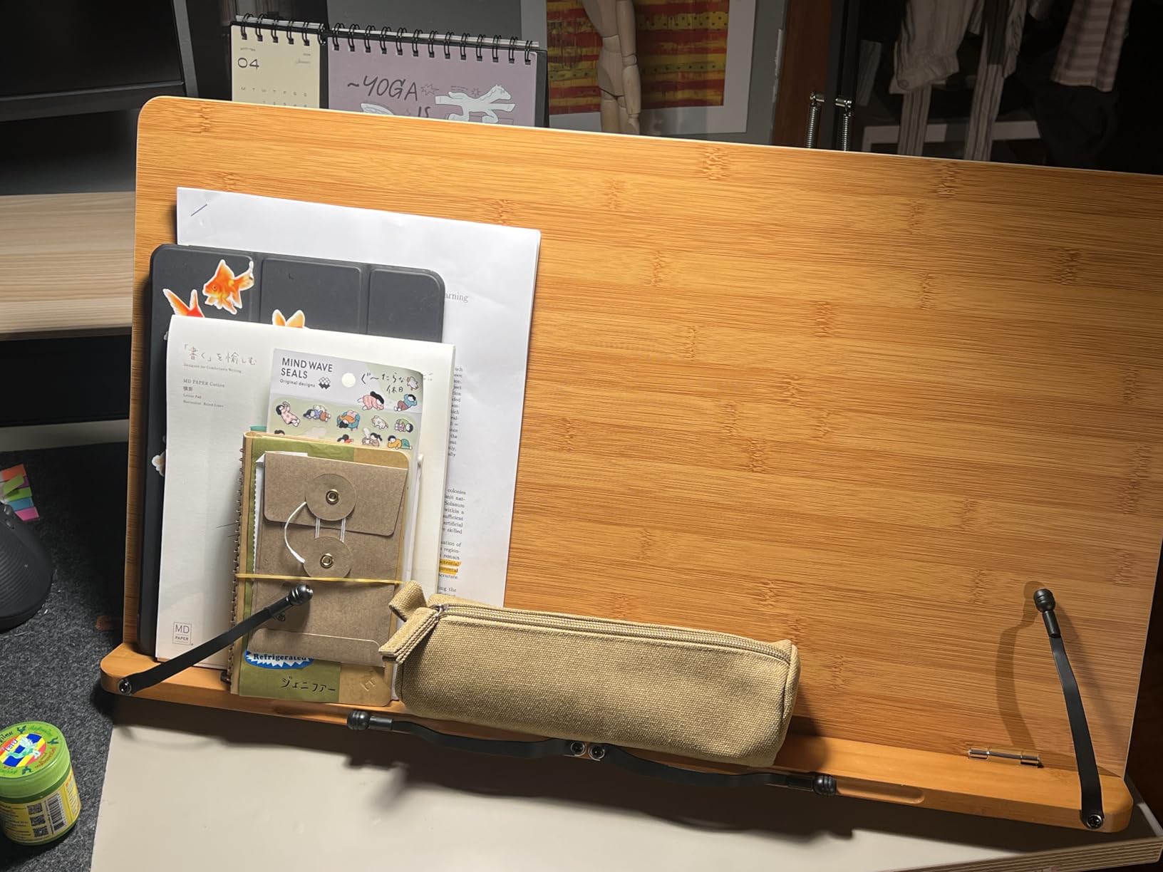 wishacc Bamboo Book Stand, Adjustable Book Holder Tray and Page Paper Clips-Cookbook Reading Desk Portable Stable Hard-Wearing Lightweight Bookstand-Textbooks Books customer photo 1