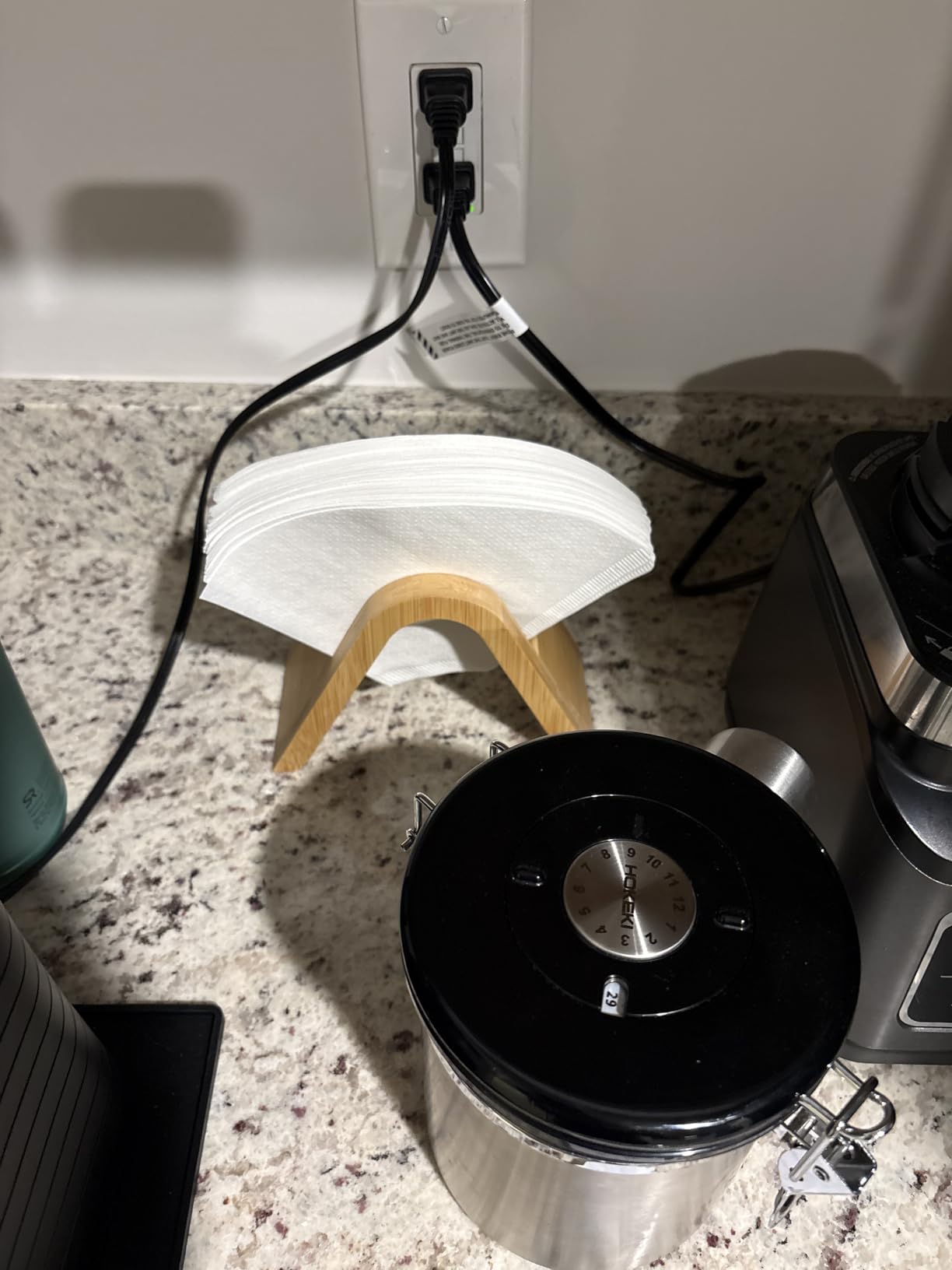 Bamboo Coffee Filter Holder - Storage Rack & Stand for 4 Filter Papers (Type A) customer photo 1