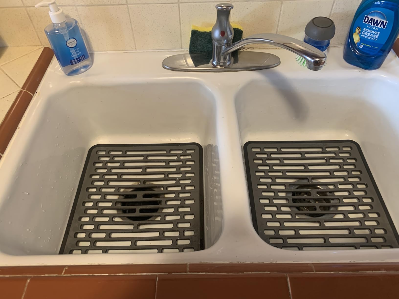 OXO Good Grips Small Sink Mat, Gray customer photo 2