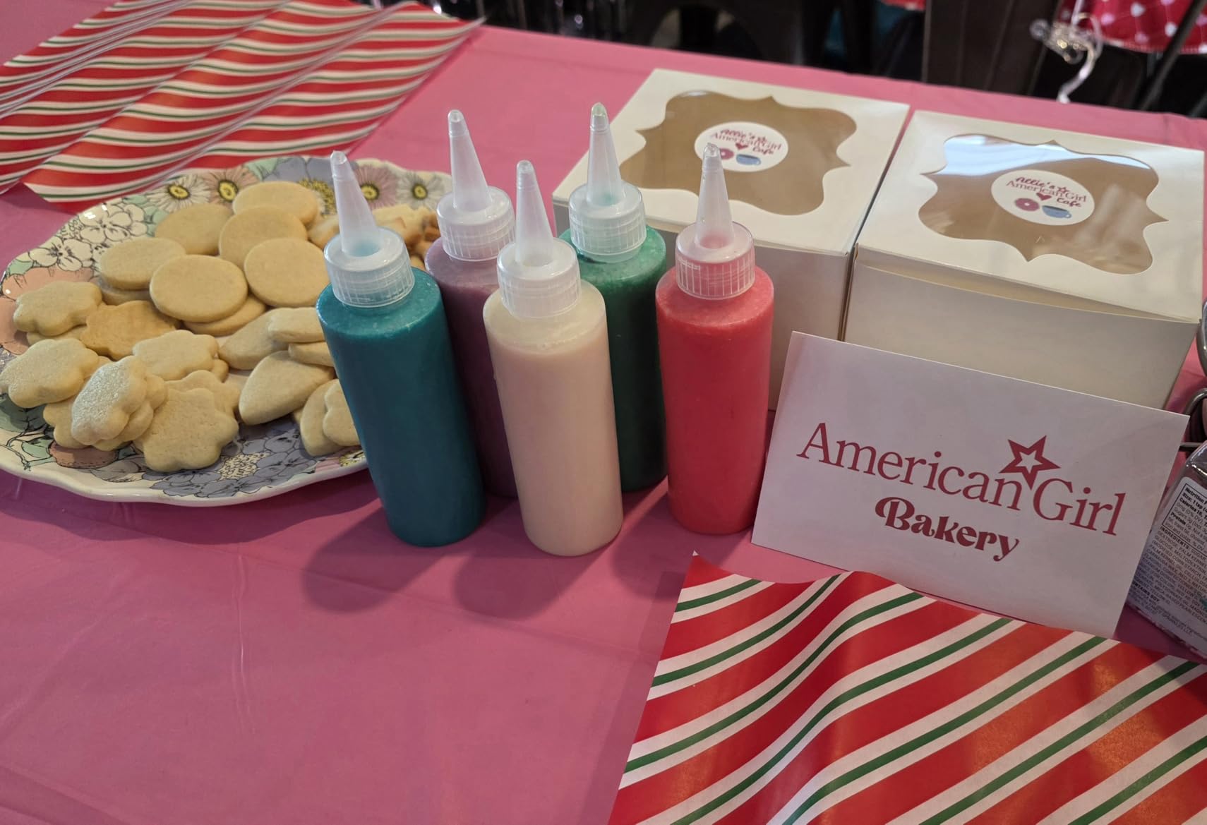 IMPRESA Plastic Squeeze Bottles - 4 Oz, Pack of 8, Clear - Mini Squeeze Bottles for Sauces, Condiments, Dressings, Camping & Travel - Cookie Decorating Supplies - Pancake Art Kit customer photo 1