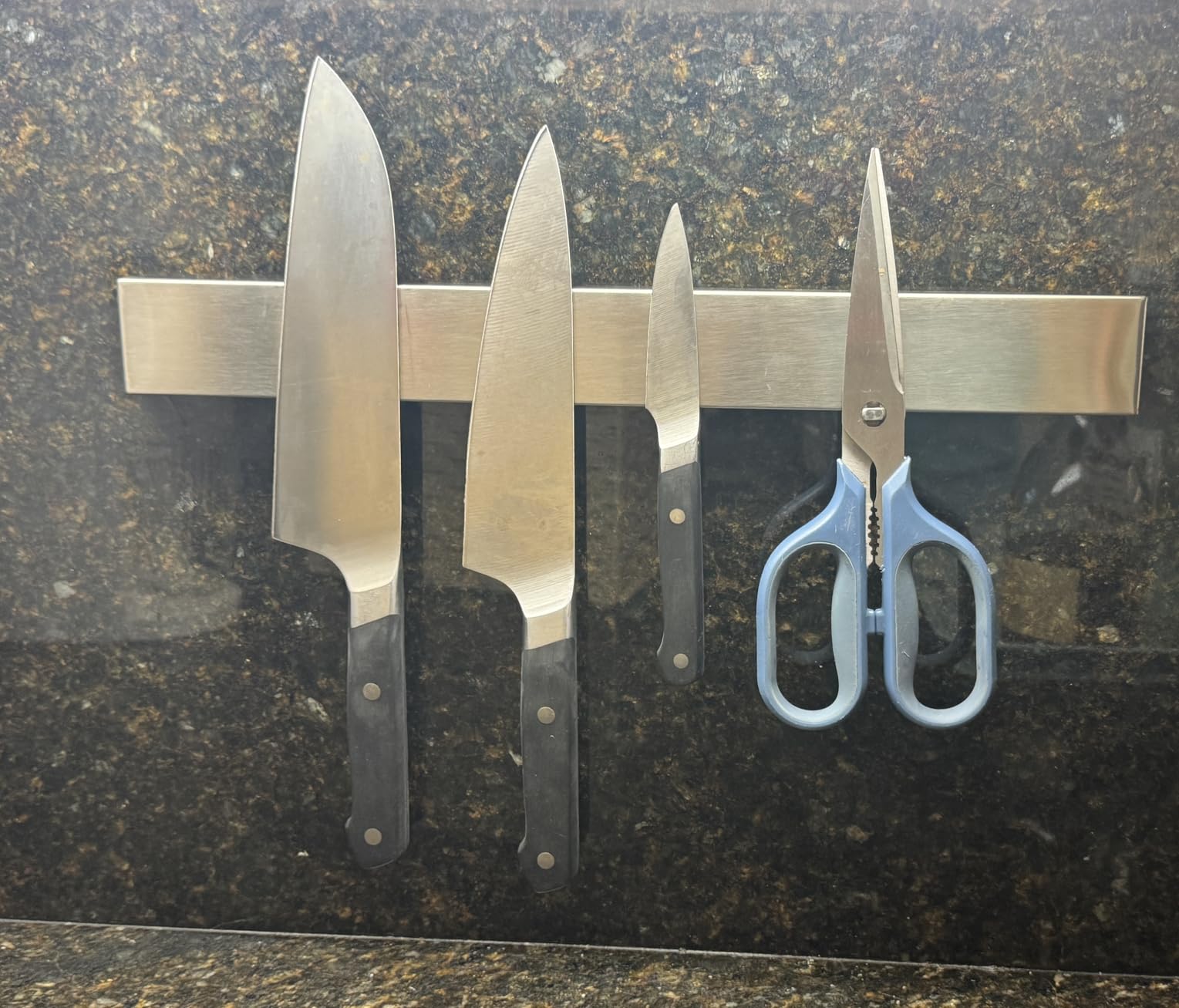 CUCINO Magnetic Knife Holder for Wall 16