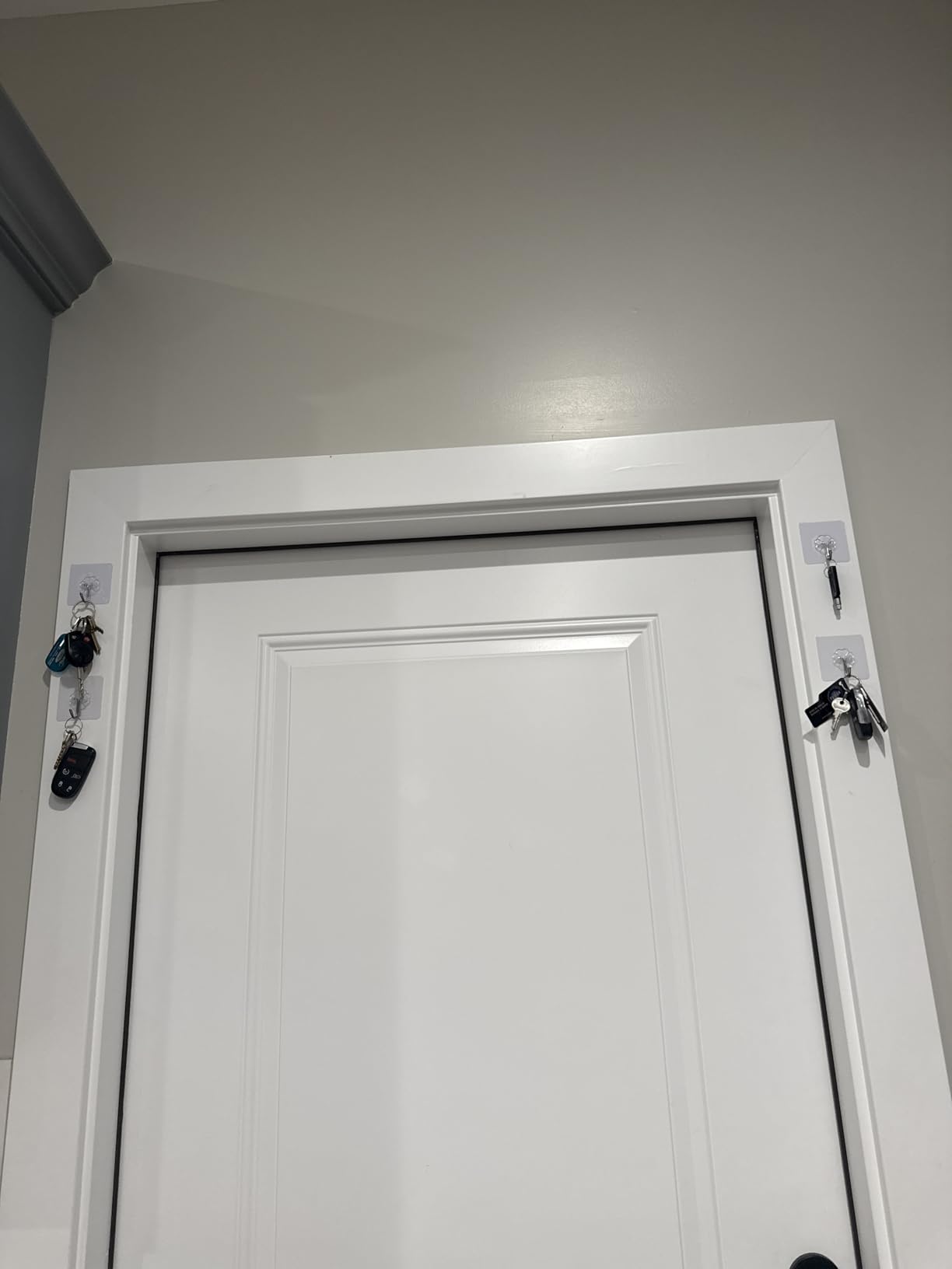 Jwxstore 24 Pack Self Adhesive Hooks Heavy Duty - 33lb Max, Transparent, Waterproof, Sticky Wall Hooks for Keys, Bathroom, Shower, Outdoor, Kitchen, Door, Home Improvement, Utility Hooks customer photo 2