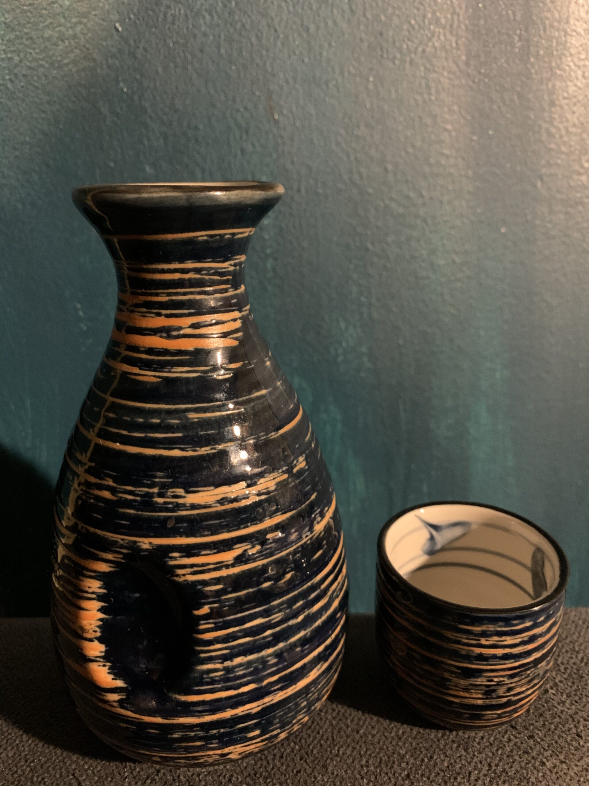 Japanese Sake Set Blue 5 Pcs Traditional Japan Saki Cup Set Hand Painted Design Porcelain Pottery Ceramic Soju Cups Sake Glasses Gifts (Blue Rich, Sake Bottle 300 ML, Sake Cups 50ML) customer photo 2