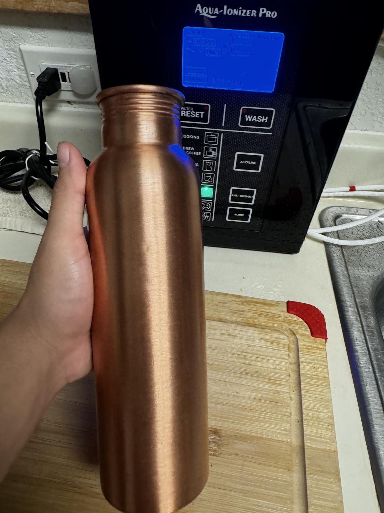 Aqua Ionizer Deluxe 9.5 Anti-Oxidant Boost Water Ionizer | Produces pH 3.0-11.5 Alkaline Water Filtration System | Up to -880mV ORP | 4000 Liters Per Filter | 7 Water Settings customer photo 2