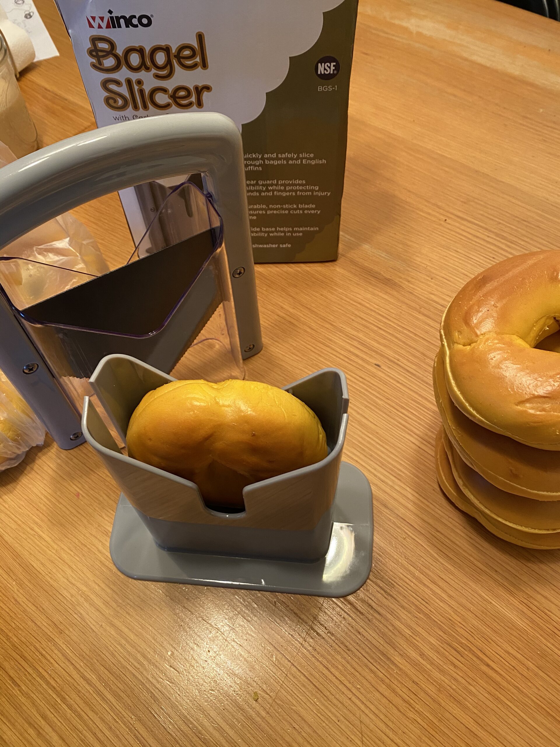 Winco BGS-1 Commercial Manual Bagel Slicer,Gray customer photo 1