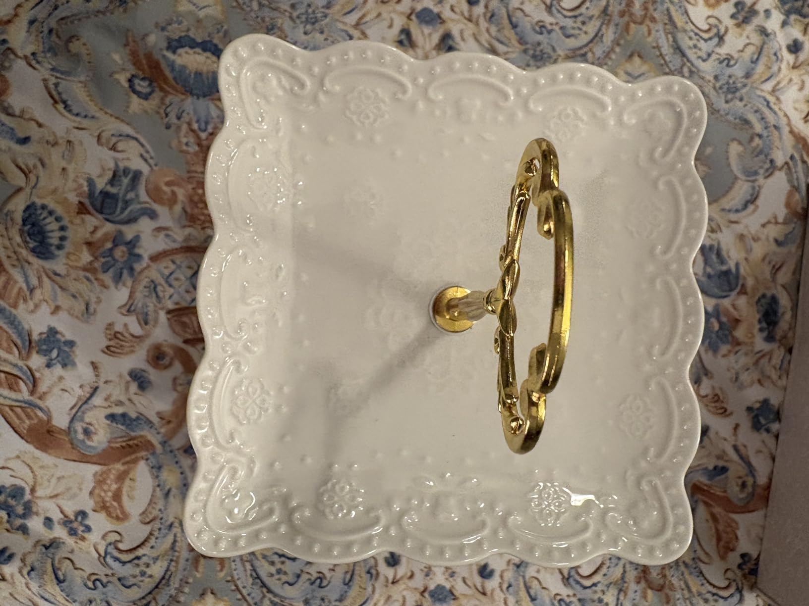 Sumerflos 3 Tier Porcelain Cupcake Stand, Tiered Serving Cake Stand, Square White Embossed Dessert Stand, Weddings Parties Pastry Serving Tray customer photo 2