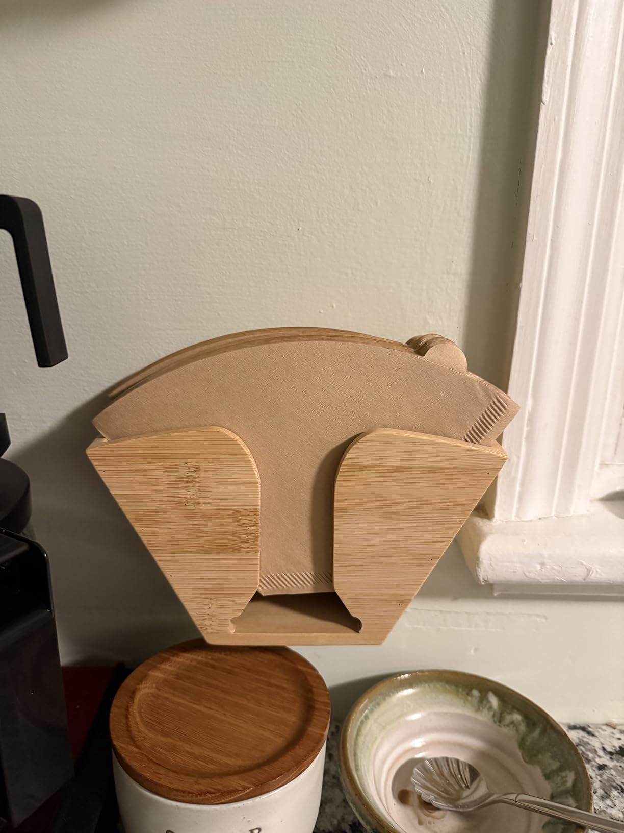 Unibene Bamboo Coffee Filter Holder, Coffee Paper Storage Container Dispenser Rack Shelf for Aeropress, Chemex, Hario V60 and Melitta Cone Filters customer photo 2