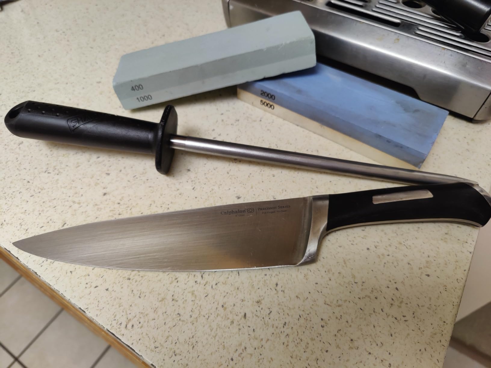 SHARPAL 119N Diamond Sharpening Steel - Professional Solid Knife Sharpener Honing Rod with Built-In Angle Guides, Sharpens, Realigns, and Polishes Edges for Chef and Kitchen Knives customer photo 2