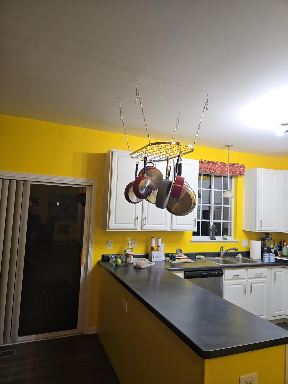 Vdomus Hanging Pot Rack - Ceiling Mount Kitchen Organizer for Pots and Pans with 15 Hooks - 33 x 17 Inches Heavy-Duty, Durable and Space-Saving Pan Holder - Silver customer photo 1