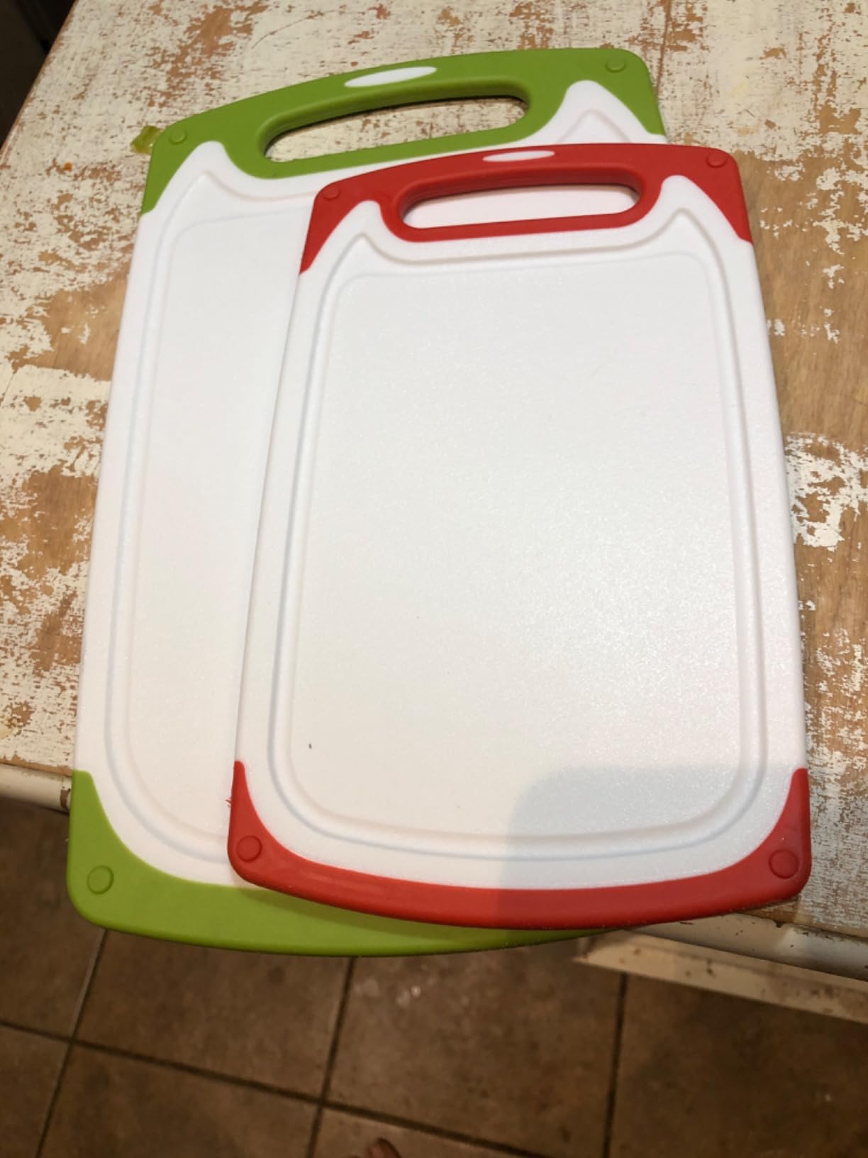 Cutting Boards for Kitchen, Plastic Chopping Board Set of 4 with Non-Slip Feet and Deep Drip Juice Groove, Easy Grip Handle, Dishwasher Safe customer photo 1