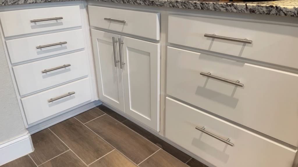 Ravinte 30 Pack 5 Inch Kitchen Square Cabinet Handles Matte Black Pulls Drawer Hardware for Cabinets Cupboard customer photo 2