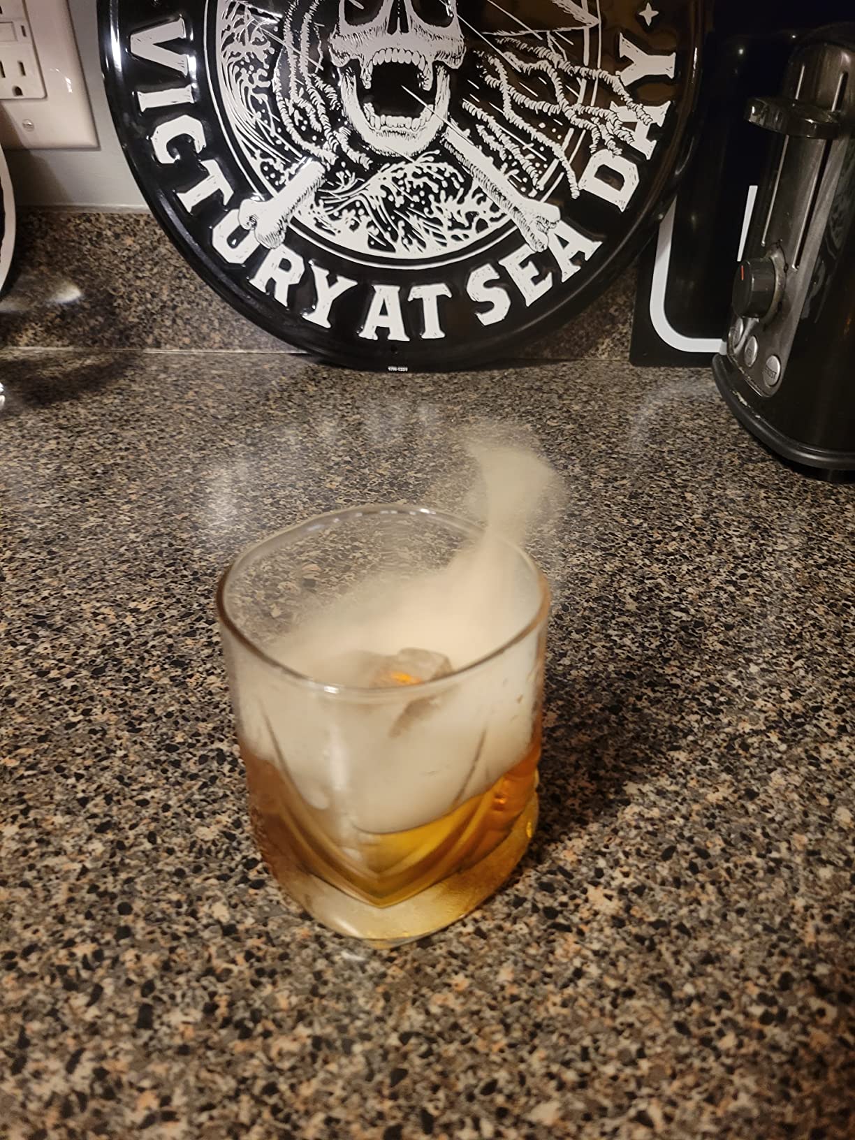 Smoking Gun Portable Smoker Infuser, Handheld Cocktail Smoke Food Smoker for Meat, Sous Vide, Drinks, Cheese, Cup Cover and Wood Chips Included, Black customer photo 1