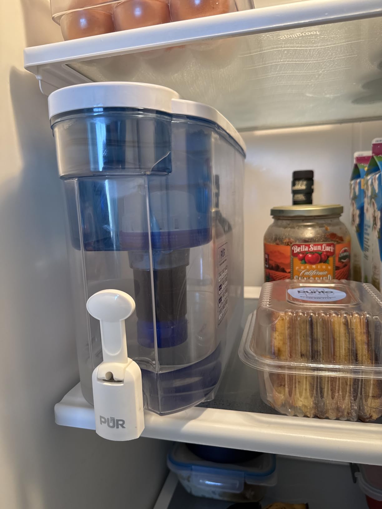 PUR 30-Cup Countertop Water Filter Dispenser, 1 Genuine PUR Filter, 2-in-1 Powerful Filtration, Lasts 2 Months or 40 Gallons, Dishwasher Safe, White/Blue (DS1800Z) customer photo 1