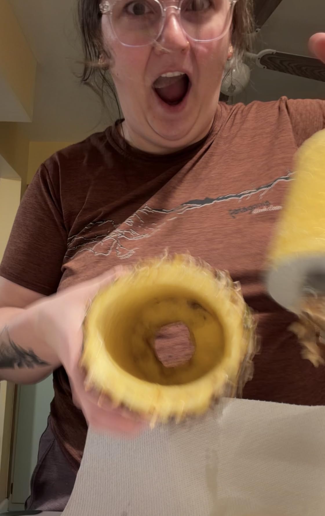 Zulay Kitchen Stainless Steel Pineapple Corer & Slicer - Heavy Duty Pineapple Cutter & Eye Removal Tool - Effortless Core Remover Tool with Sharp Reinforced Blade & Ergonomic Handle - Black customer photo 1