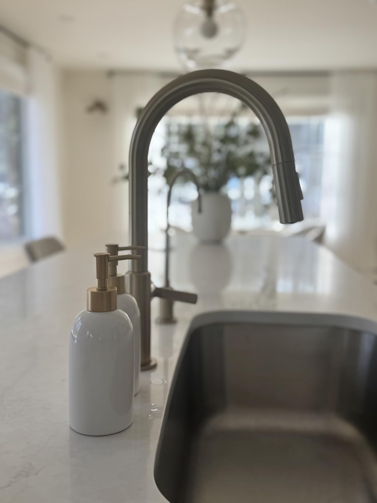 KRAUS Oletto Single Handle Pull Down Kitchen Faucet in Spot Free Stainless Steel, KPF-2820SFS customer photo 1