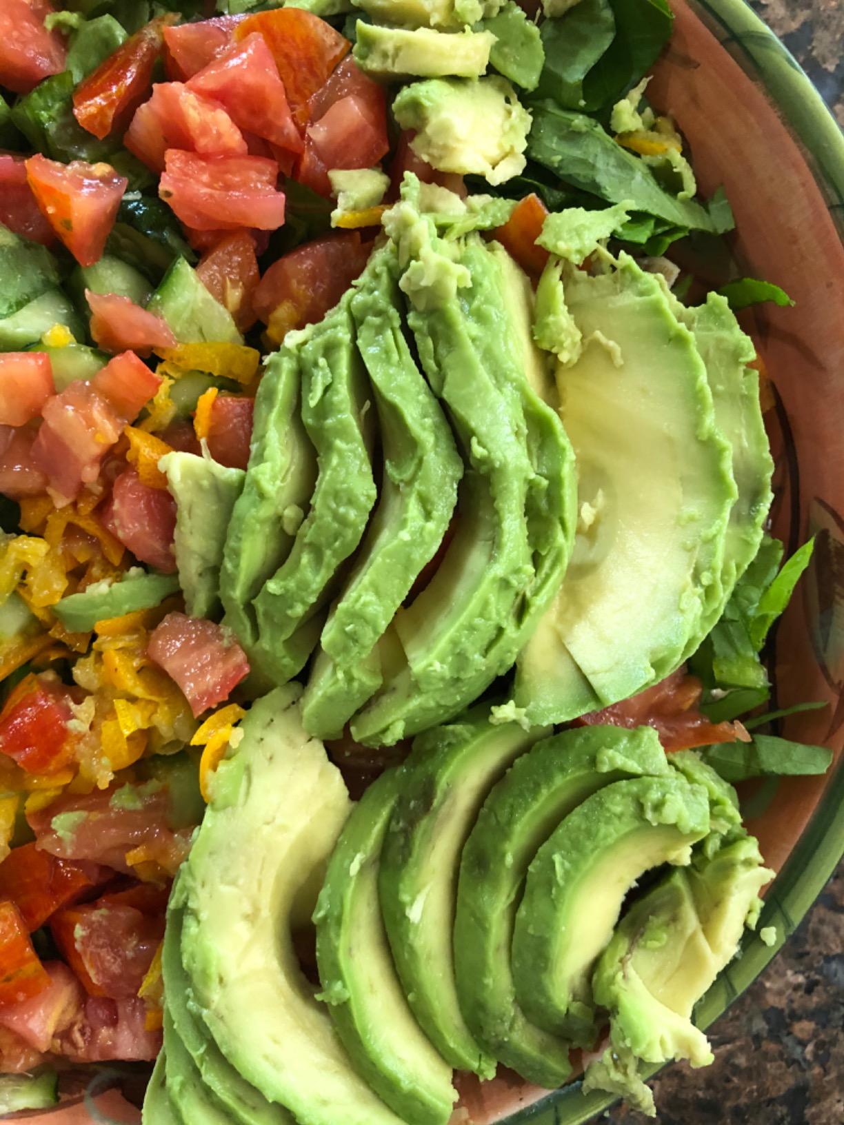 Avocado Slicer,Avocado Pit Remover Cutter/Peeler,Well Made Stainless Steel Avocado Slicer and Pitter Tool,Really Cutting Thin Slices,The Best Holiday Gifts customer photo 1