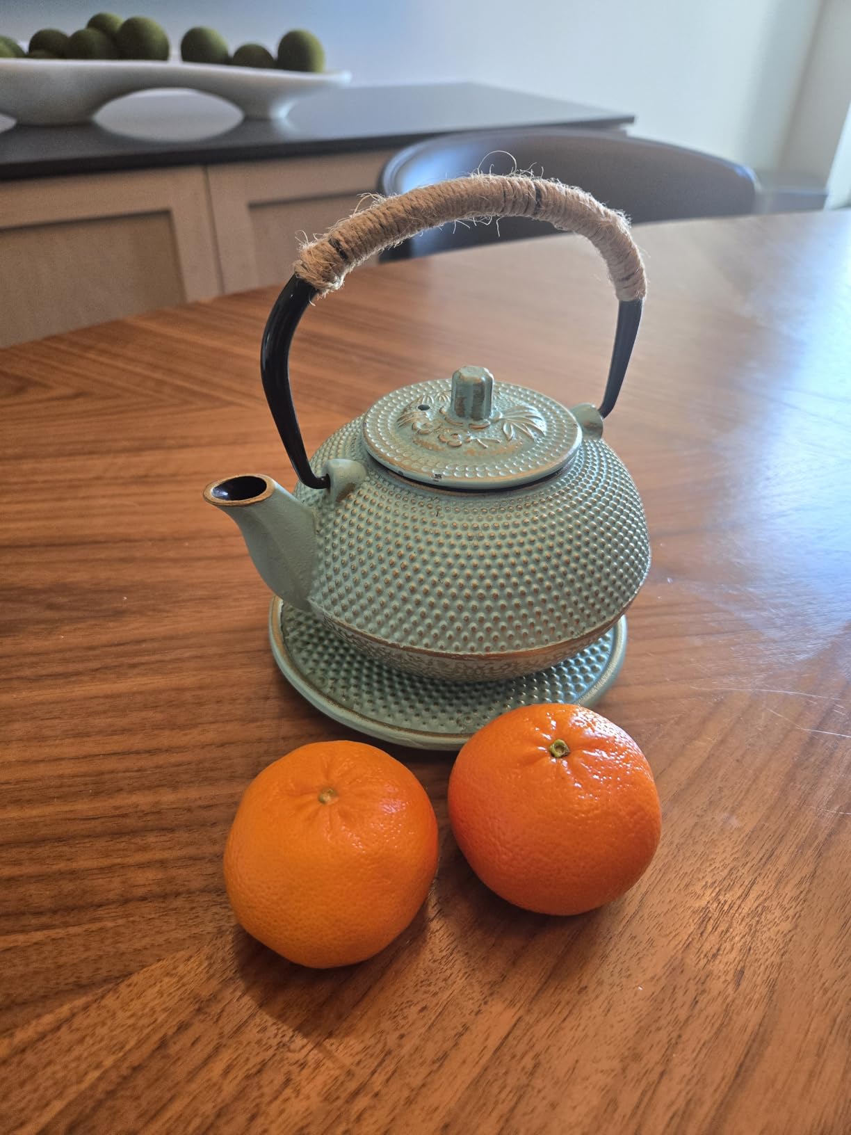 Juvale Cast Iron Tea Kettle with Infuser - Green, 18 oz/500 ml, 3-Piece Set - Teapot for Brewing Loose Leaf Tea - Stovetop Safe Tetsubin Set with Trivet customer photo 2