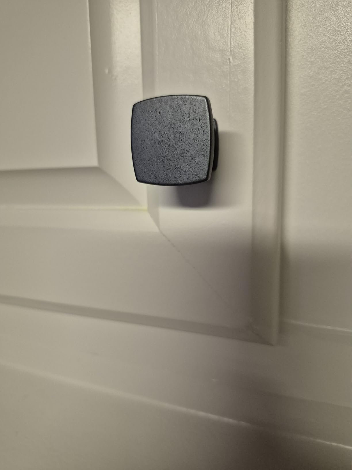 Franklin Brass (10-Pack) Square Matte Black Cabinet Knobs for Dressers, Drawers, Kitchen Cabinet Door, Vanity, Furniture, Closet Knobs, 1-1/8 Inch customer photo 2